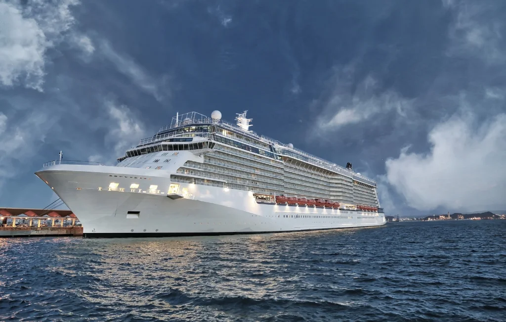 cruise ship