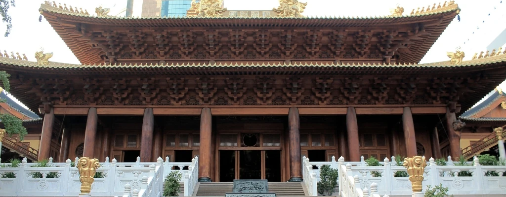 Jing'an Temple facade route for Hongqiao toPudong Transfer